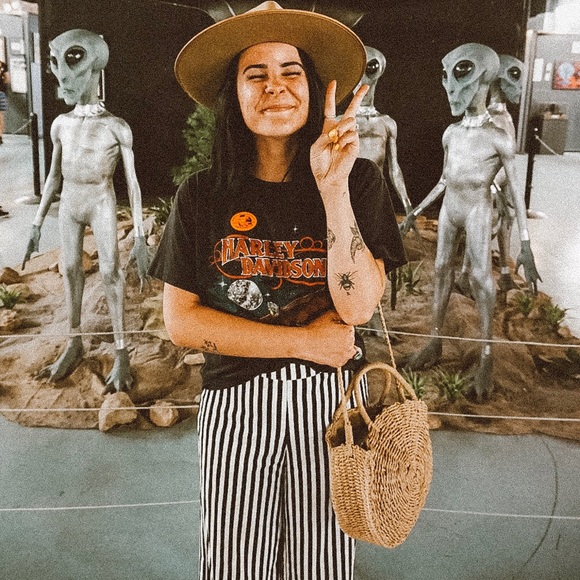 Meet your posher, Bridgette - Picture 4 of 8